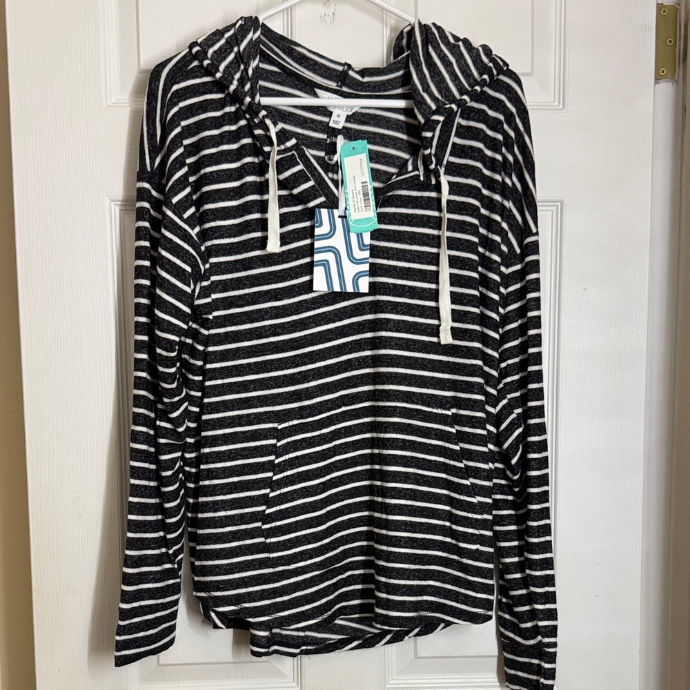 Market & Spruce Monochrome Striped Pullover with hood